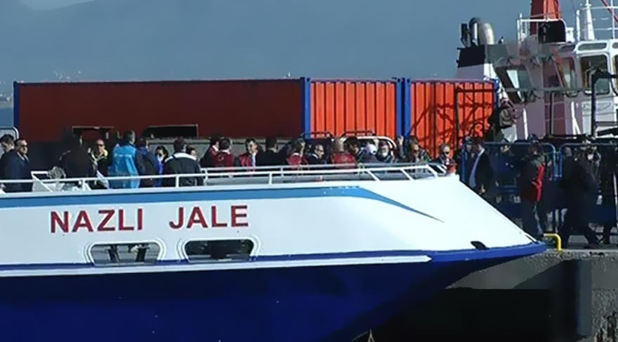 ilk siginmaci grubu turkiye ye geldi
