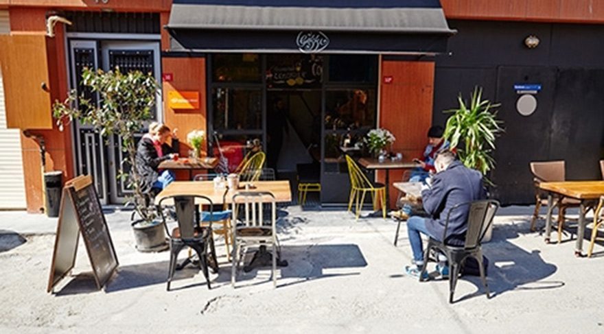 Bir Semt Üç Mekan: Karaköy