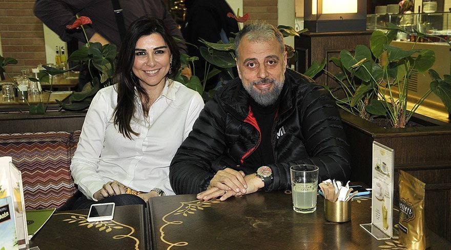 Hamdi Alkan kara kara düşünüyor