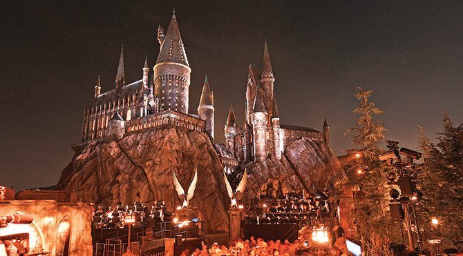 Harry Potter parkına görkemli açılış