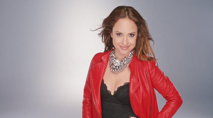 Ayşe Özyılmazel, Ali Ağaoğlu’na dava açtı