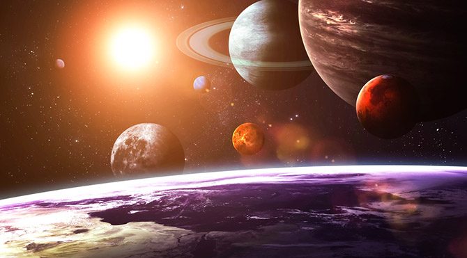 gezegenler Astrolojiyi bilimle kıyaslamak bu nedenle çok doğru değil. Astroloji sonuçta gökyüzünde yaşanan bir takım olayların yaşadığımız dünya üzerindeki etkilerini anlatmaya ve ifade etmeye yarayan bir bilgi disiplini.
