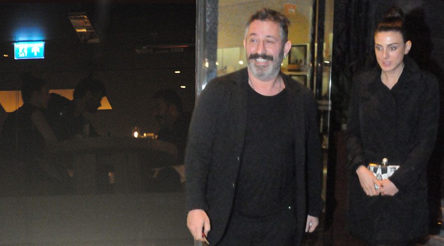 Cem Yılmaz eski sevgilisi Özge Sabuncu ile yemek yedi