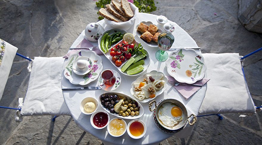 Pazar kahvaltısı kilo aldırıyor