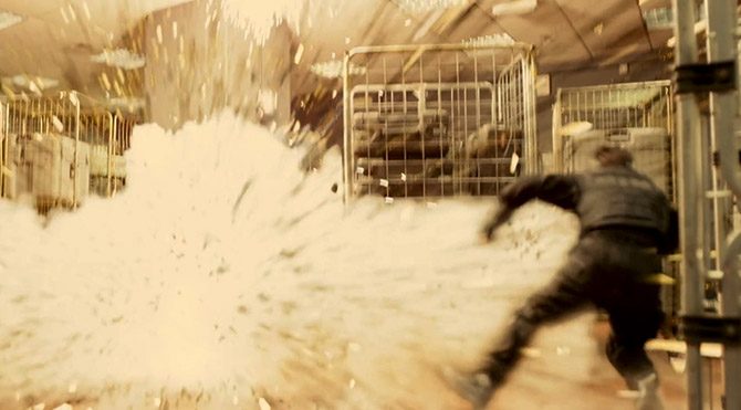 Çaldığı çantadan bomba çıkınca…