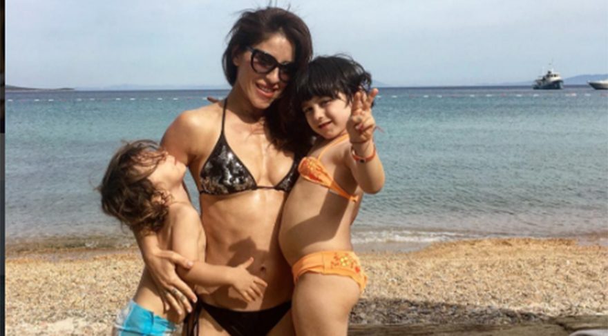 Irmak Ünal, fit vücuduyla göz dolduruyor