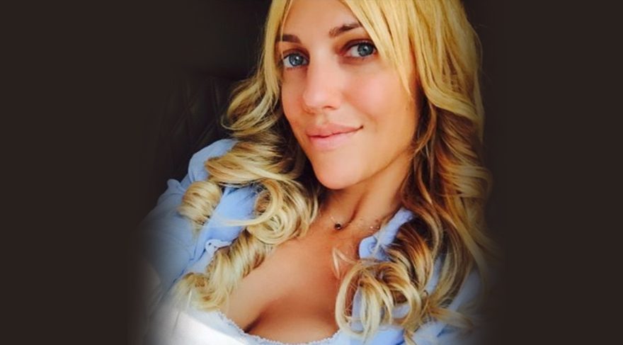 Meryem Uzerli’den üç emojili paylaşım