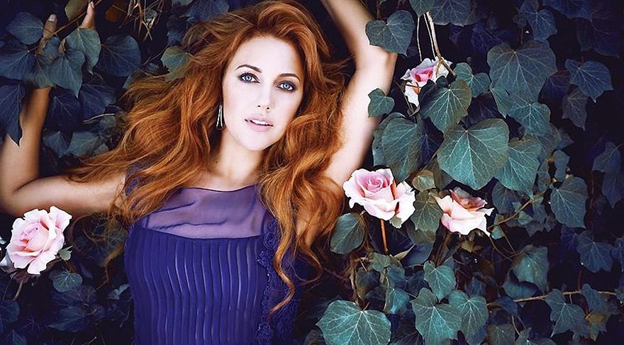 Özcan Deniz ve Meryem Uzerli’den gerilim ve gizem dolu bir kare