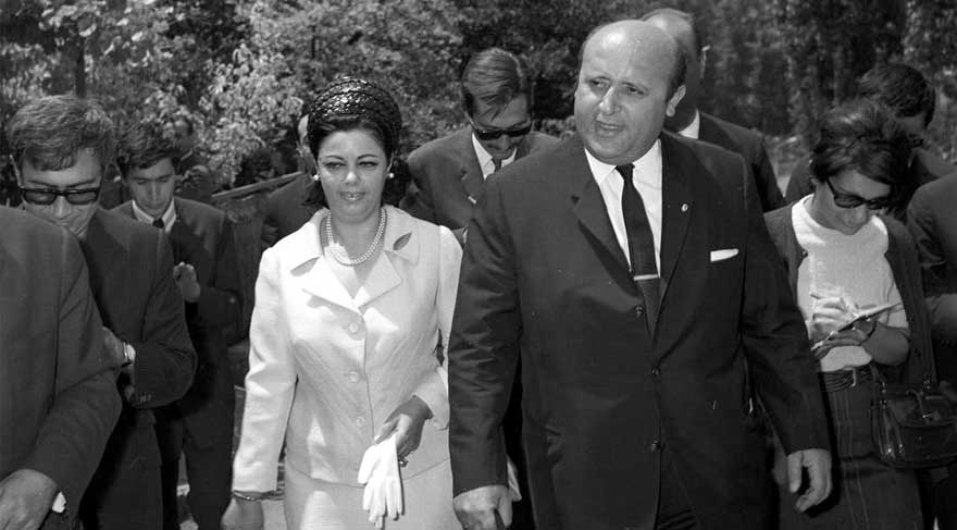 SDÜ’den ölüm yıldönümüne özel Süleyman Demirel şapkaları