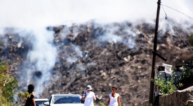 CHP'li vekillere yanan çöplük alanında tepki
