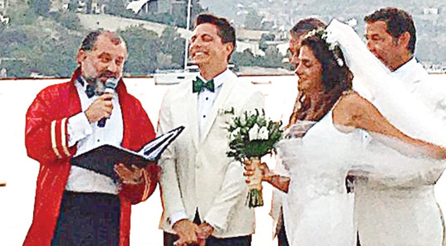Bodrum’da renkli düğün