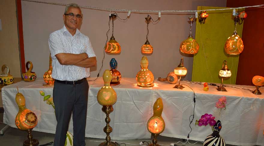 Öğretmenler, su kabağını sanat eserine çevirdi