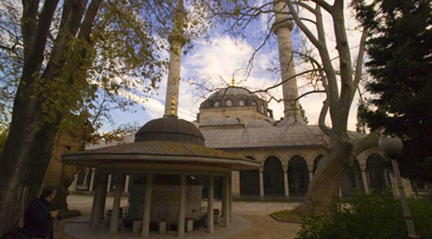 Mimar Sinan’ın eserine beton yığını dökülüyor
