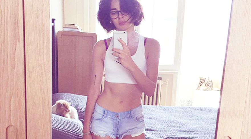 Nesrin Cavadzade yine fit ve esprili