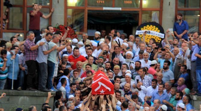 Darbe girişimi sırasında hayatını kaybeden Şuayip Seferoğlu'nu binlerce kişi uğurladı