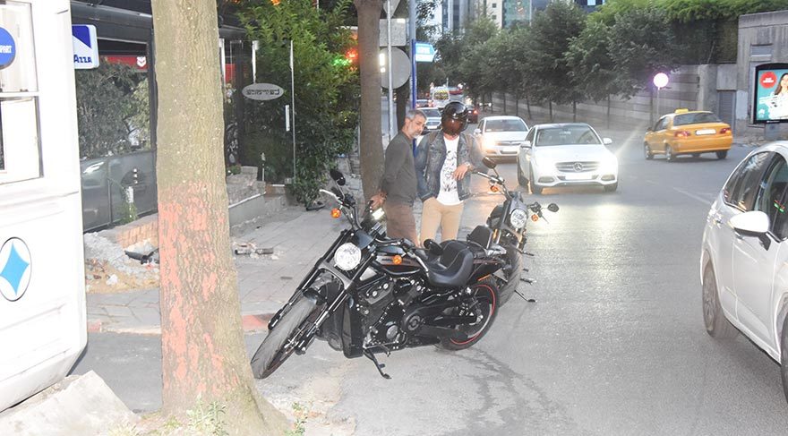 Bu kasklı ünlüyü tanıdınız mı?