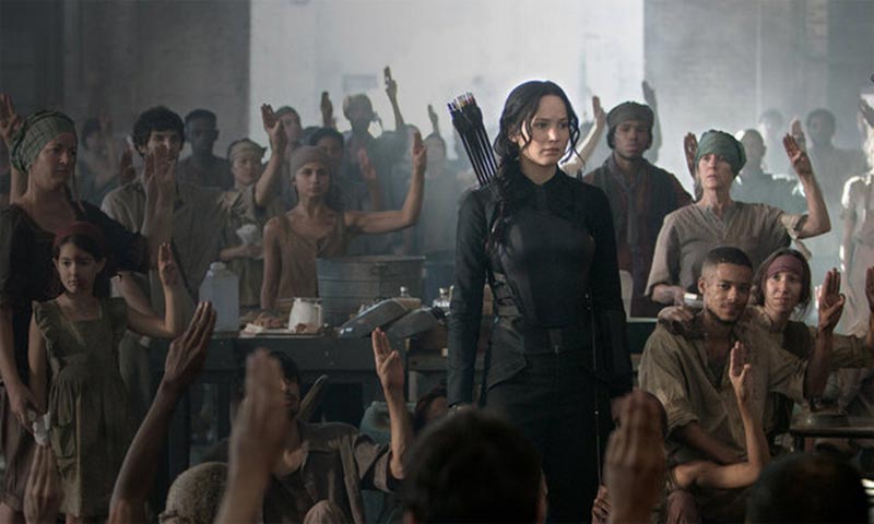 The Hunger Games: Mockingjay - Part 1 / Açlık Oyunları Alaycı Kuş Bölüm 1 </br>2014 / Francis Lawrence
