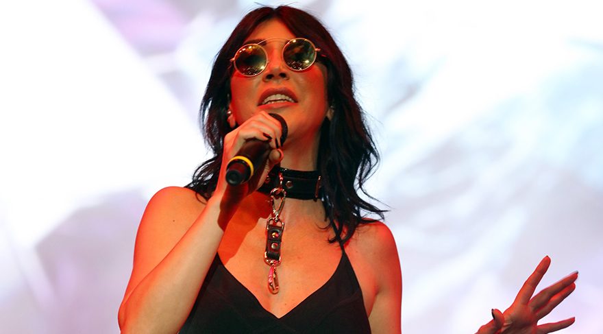 Hande Yener’den yaşlılık açıklaması