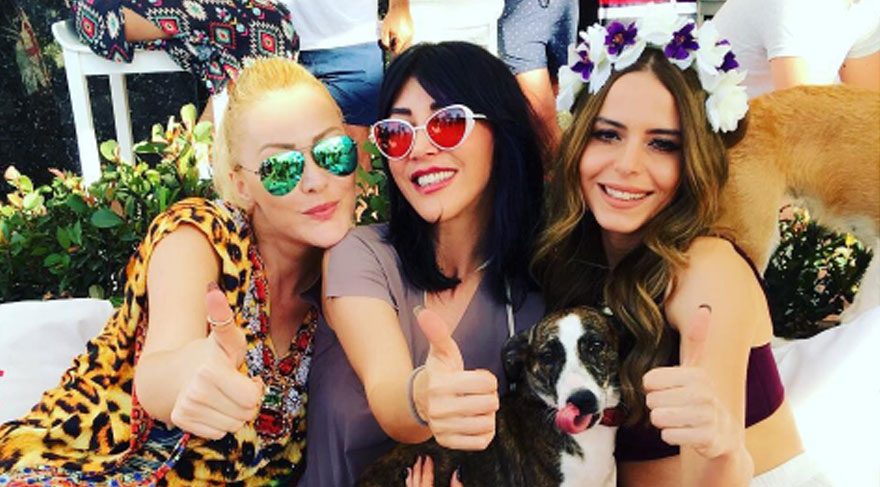 Hande Yener ve Simge Sağın’ın dostluk kareleri