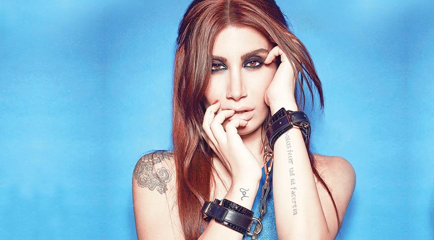 İrem Derici 6 aydır aç!