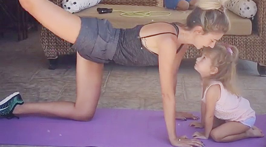 Şeyma Subaşı kızı Melisa ile sporda