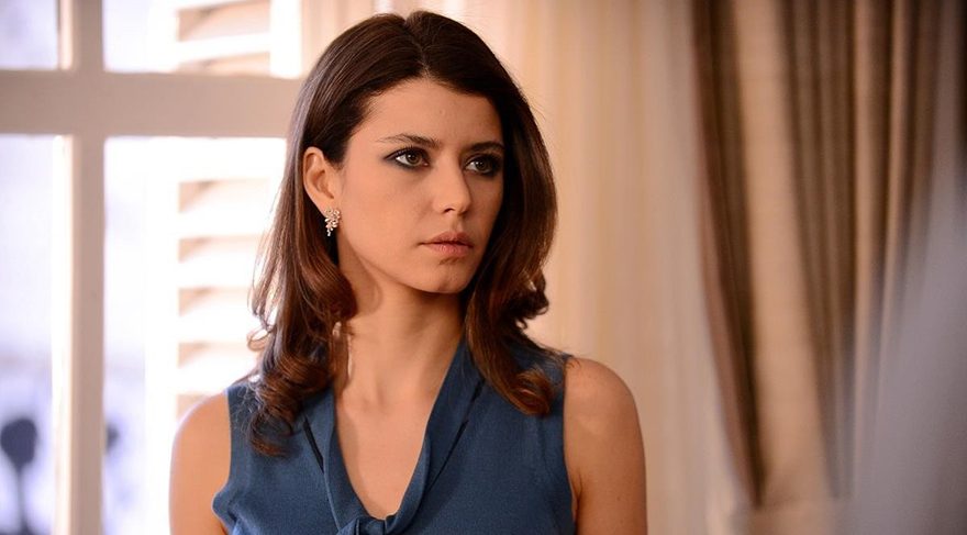 Beren Saat’ten ‘Kaynana’ göndermesi