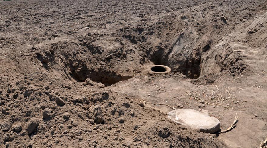 Bursalı çiftçi tarlada 1500 yıllık küp buldu