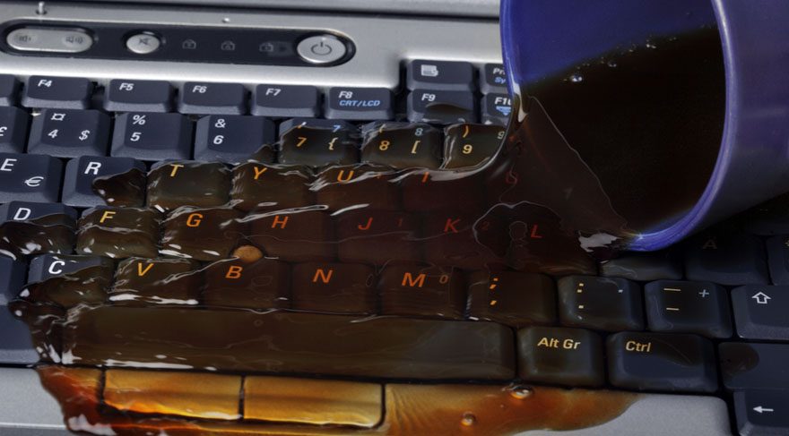 - Klavyenizin çevresine içeceklerinizi koymayın mesela, klavyenizden dolayın sonra.