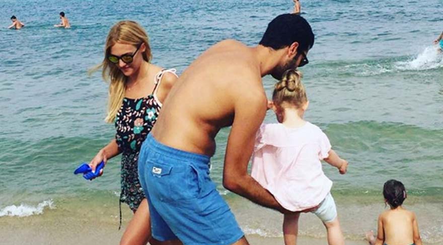 Meryem Uzerli kızı ve sevgilisiyle tatilde