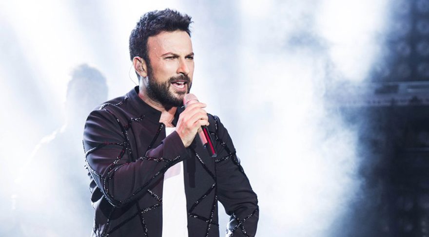 Tarkan ‘Demokrasi Şehitleri’ için söyleyecek