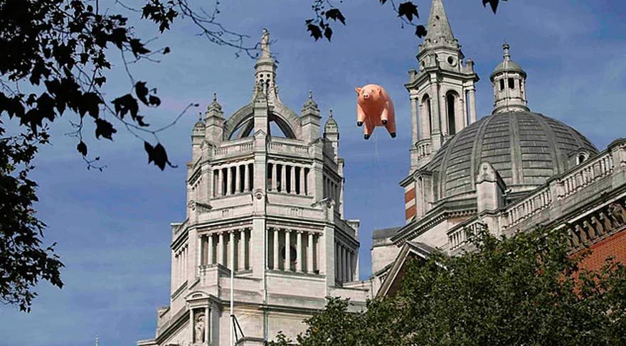 Pink Floyd’un domuzu Londra semalarında