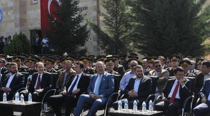 Gaziler Günü kutlandı, Vatan Şehitleri anıtı açıldı