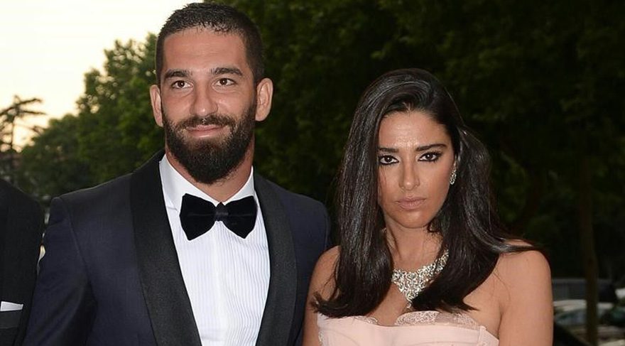 Aslıhan Doğan, Arda Turan’ın yasağını deldi