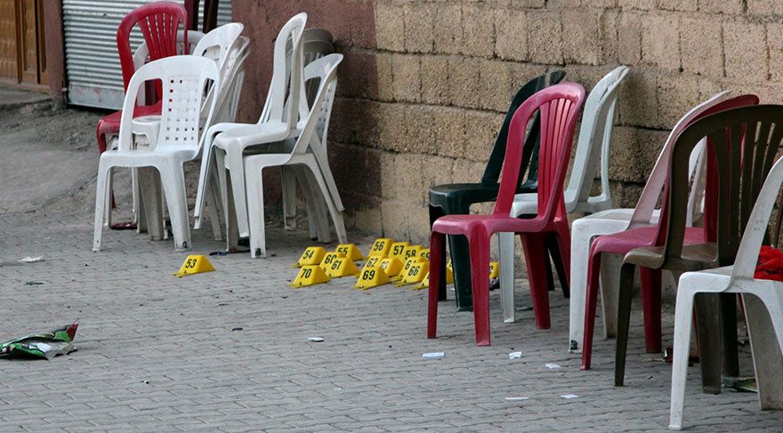 Nişan töreninde tartıştığı iki kardeşini öldürdü