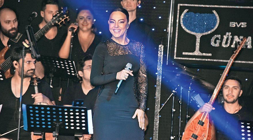 Hayranlarını mest etti
