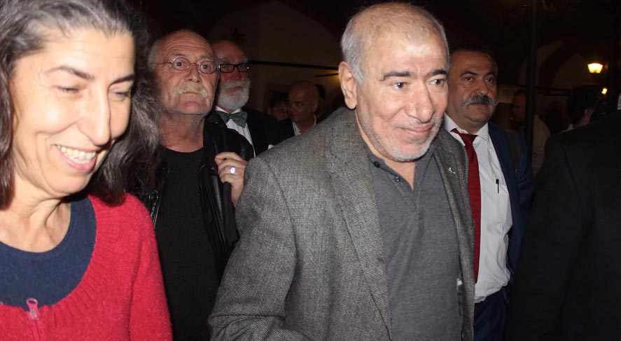 Ünlü sanatçı İlyas Salman Aydın’da gözaltına alındı