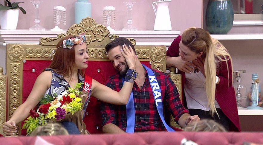Kısmetse Olur izle: 258. yeni bölümde kral ve kraliçe belli oluyor!