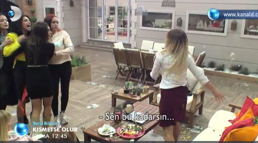 Kısmetse Olur 265. bölüm fragmanı izle: (28 Ekim) Mehtap Didem’in çiçeklerini yoldu