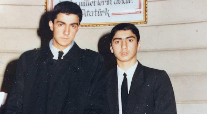 Necati Şaşmaz’ın liseli yıllarından fotoğraf