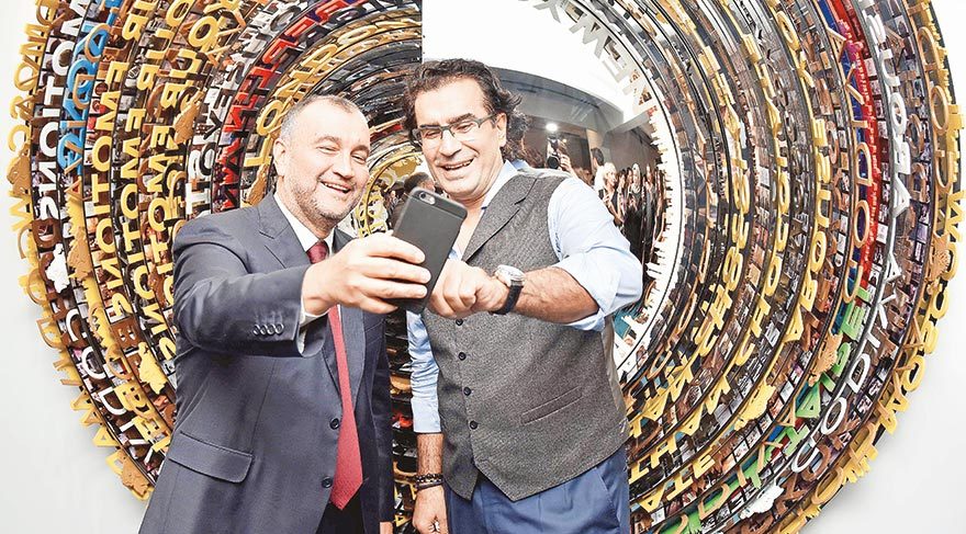 90’ıncı yıla sanat dolu davet
