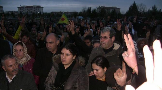 HDP'li Dilek Öcalan için mahkemeye 'zorla getirme' kararı
