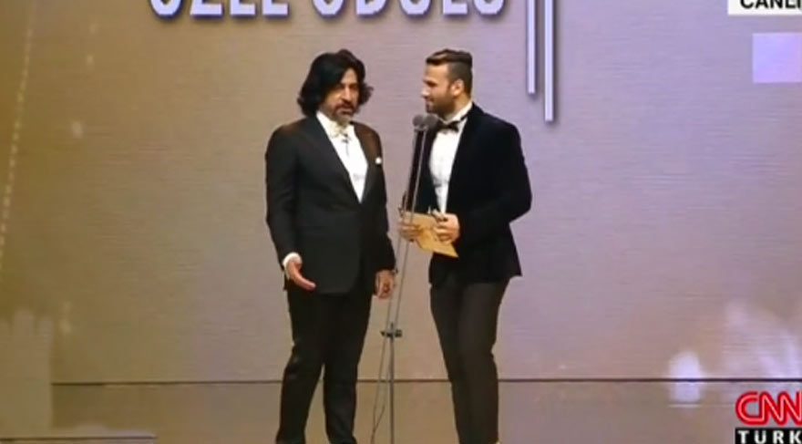 Altın Kelebek Ödülleri töreninde Banu Alkan krizi