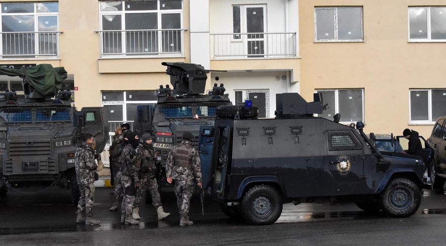 Operasyon yapılan DBP’li il belediyesi sayısı 8’e çıktı