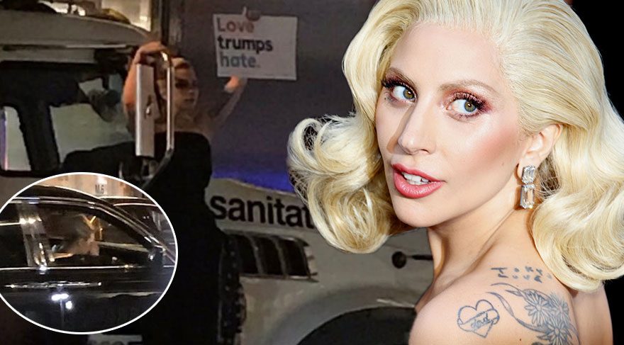 Lady Gaga ağlayarak gittiği Trump’ın kapısında eylem yaptı