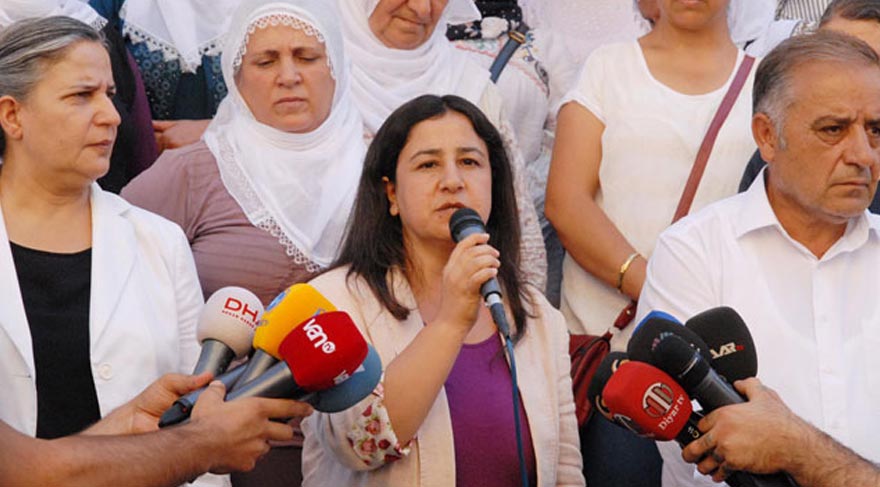 HDP’li Çağlar Demirel ve Besime Konca tutuklandı