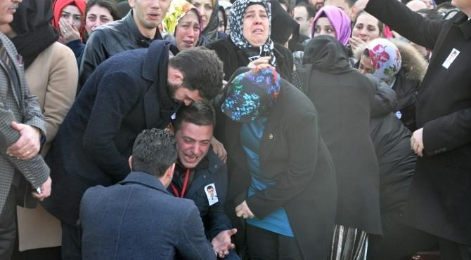 Şehit polis Miraç Kadir Özcan'ın cenazesi Trabzon'da