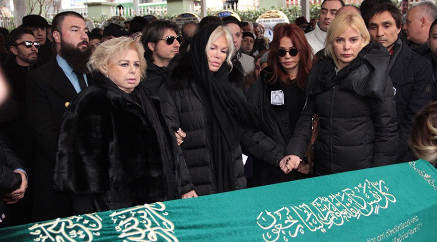 Ajda Pekkan’dan dostu Ayşe Ersayın’a son veda