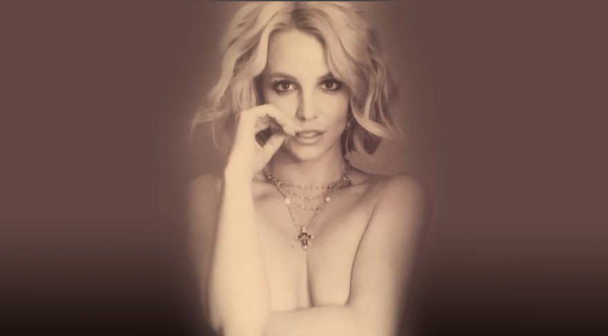 Britney Spears’tan çıplak poz
