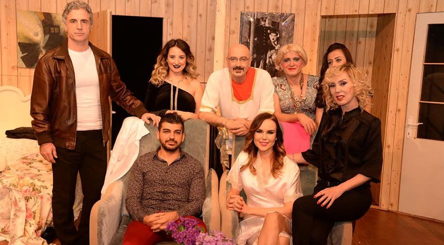 Yılın en çok güldüren oyunu sahnede