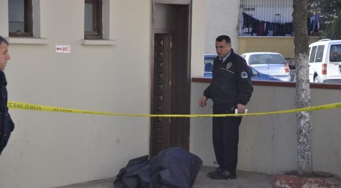 Gaziantep'te, cami tuvaletinde ölü bulundu